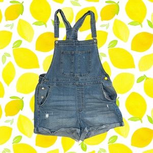 Women’s denim  bib overall shorts Xl.